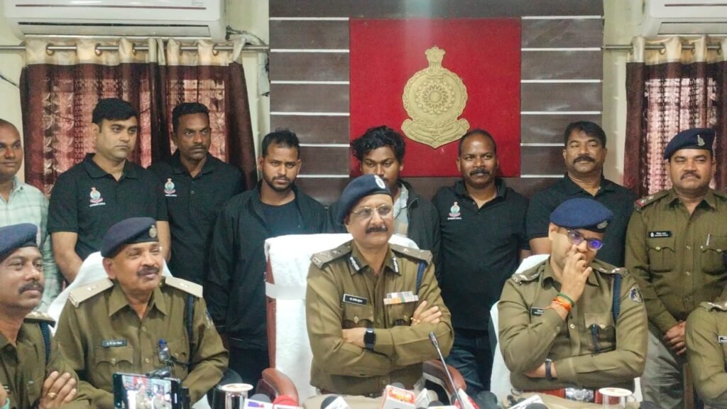 सराफा व्यापारी हत्याकांड का खुलासा,मृतक का ड्राईवर और उसका भाई ही निकला मास्टरमाइण्डदो आरोपी गिरफ्तार एक आरोपी फरार
