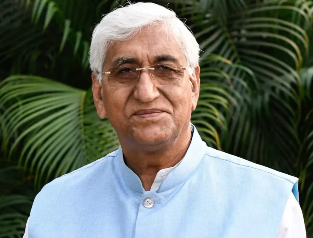 सिंहदेव का बड़ा बयान: कवासी अनपढ़ हैं, लेकिन मूर्ख नहीं…