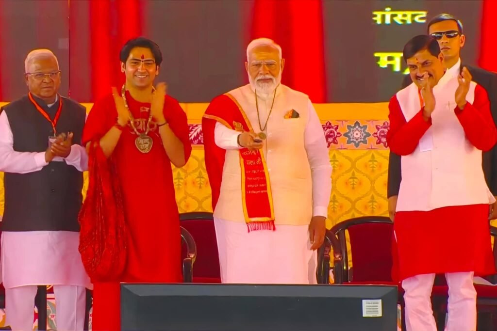 आस्था का केंद्र अब आरोग्य का केंद्र बनेगा: मोदी