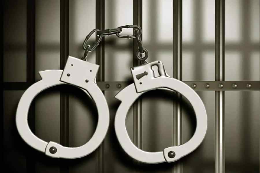 अमृतसर में 25 किलोग्राम से अधिक HEROIN बरामद, एक व्यक्ति गिरफ्तार
