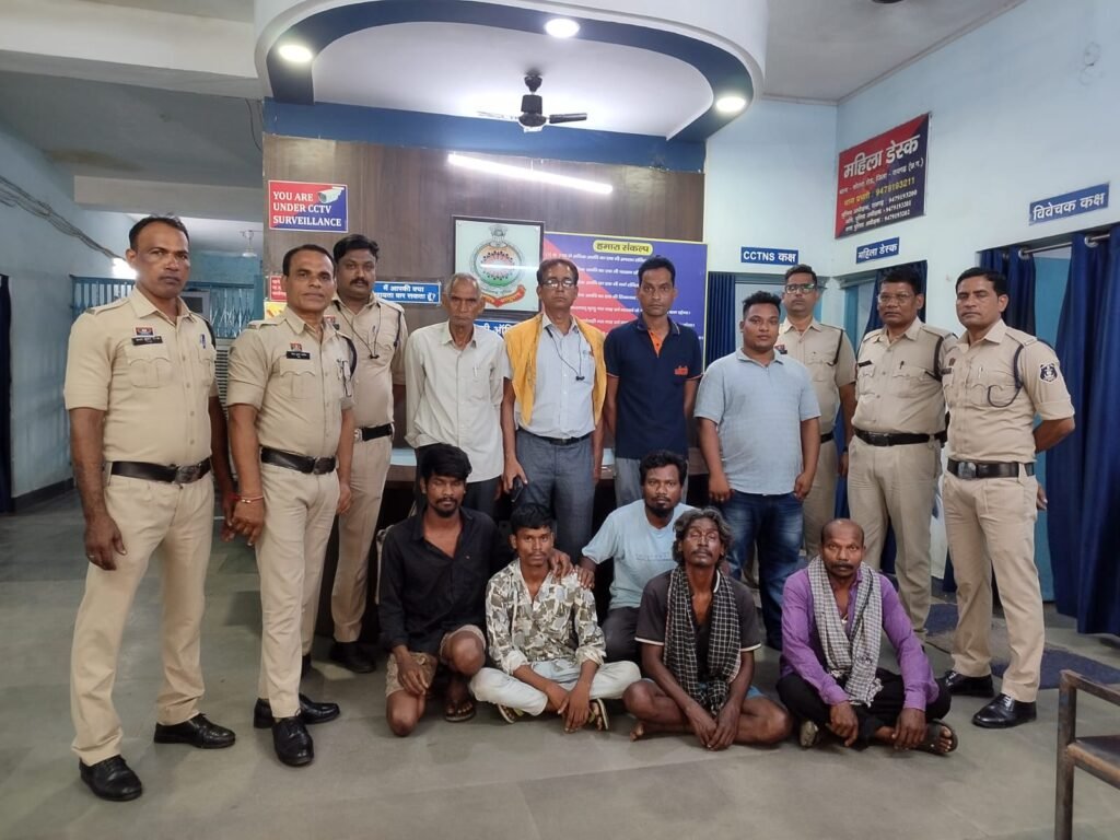 RAIGARH: कोतरारोड़ पुलिस का वारंट तामिली विशेष अभियान, एक स्थायी वारंटी समेत 10 वारंटी गिरफ्तार